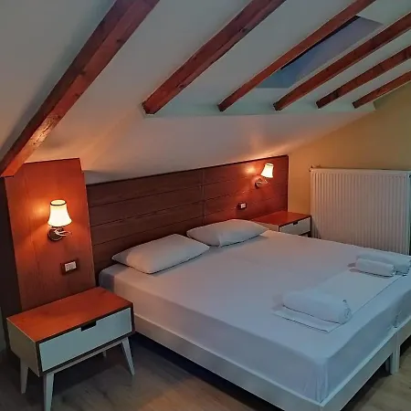 Bujtina Vasili Korce