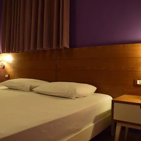 Hotel Bujtina Vasili 3*