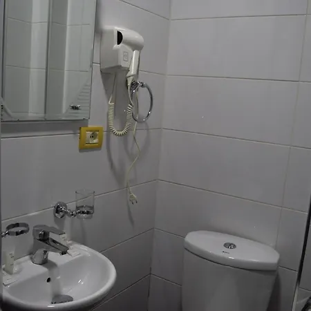 Bujtina Vasili Hotel 3*
