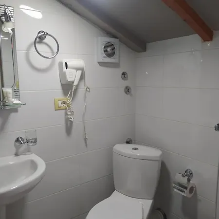 Hotel Bujtina Vasili