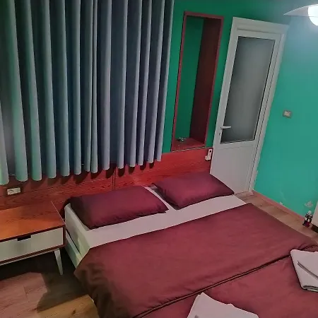 Bujtina Vasili Korce